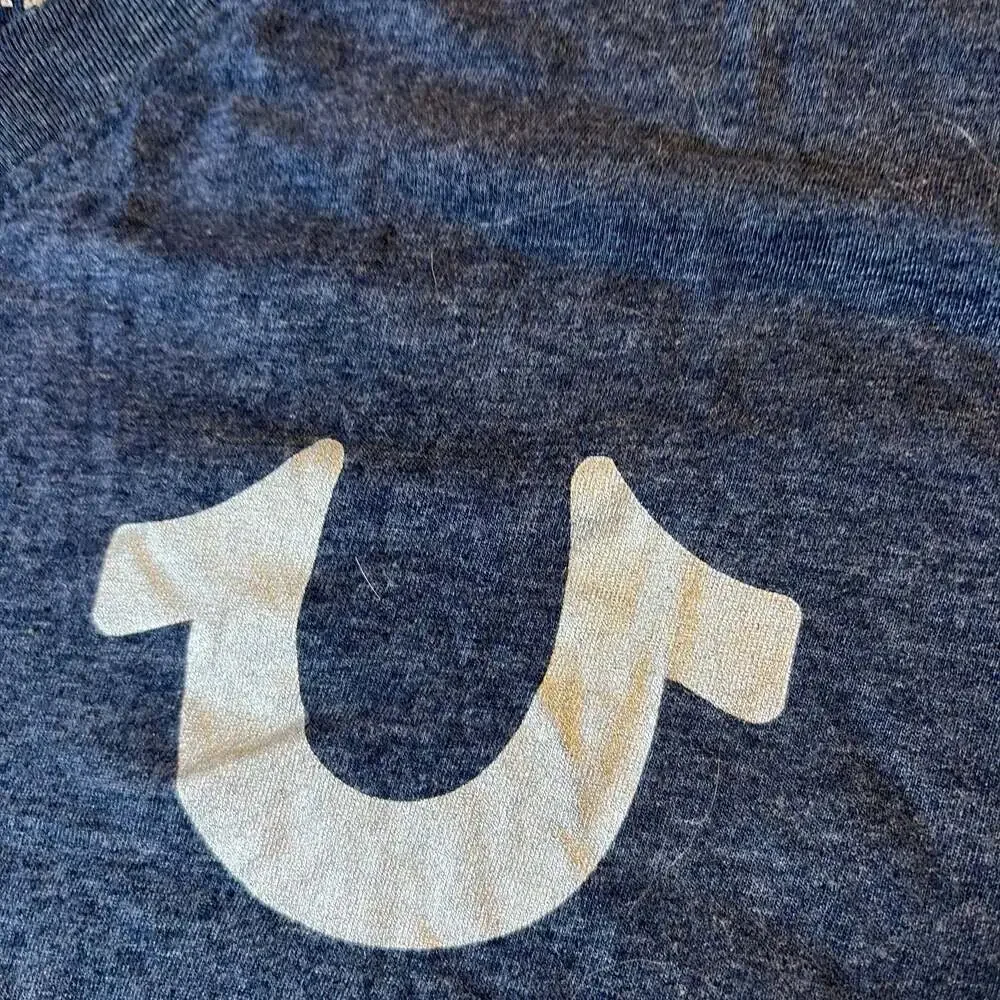 True Religion T-Shirt Blue with Silver Horseshoe Logo Adult Medium 1569